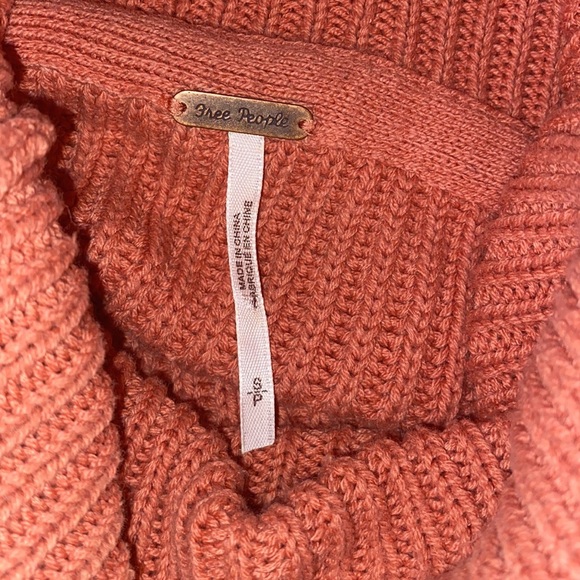 Free People Dusty Pink Ribbed Knit Ruffle Peplum Cowl Neck Turtleneck Sweater - Picture 6 of 8